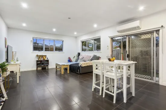 2/155 Victoria Street, Altona Meadows, Vic 3028-Image