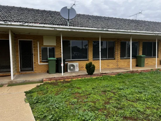 2/16 Chapman Street, Urana, NSW 2645