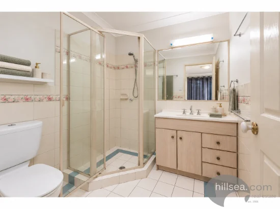 2/161 Whiting Street, Labrador, Qld 4215-Image
