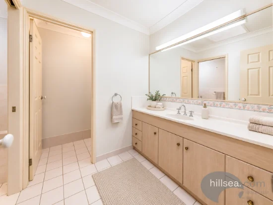 2/161 Whiting Street, Labrador, Qld 4215-Image