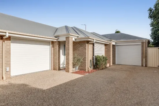 2/16a Glenvale Road, Harristown, Qld 4350