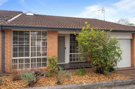 2/17 Althorp St, East Gosford, NSW 2250