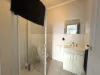 2/17  Finch Street, Notting Hill, Vic 3168-Image