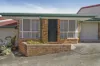 2/17 Osterley Road, Carina Heights, Qld 4152