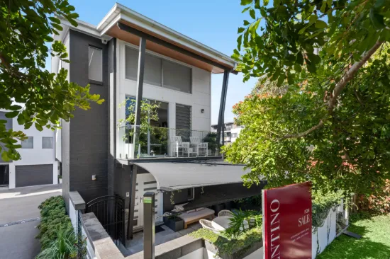 2/170 Kingsley Terrace, Manly, Qld 4179