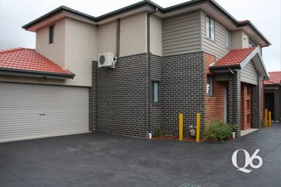 2/18 Bent Street, St Albans, Vic 3021
