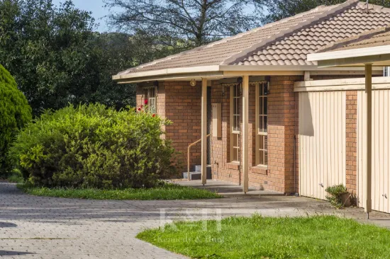 2/18 Fisher Street, Gisborne, Vic 3437