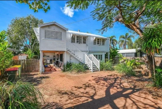 2/18 Richmond St, Hermit Park, Qld 4812