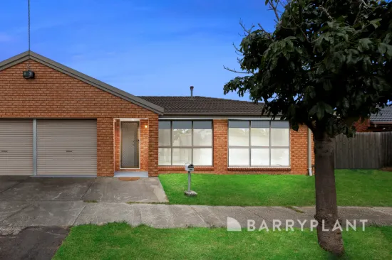 2/19 Belfort Street, St Albans, Vic 3021