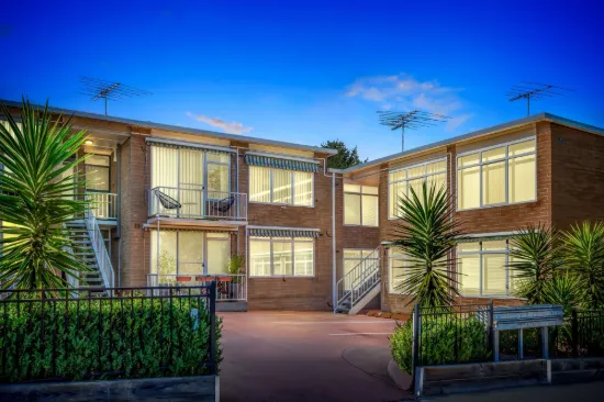 2/19 Fletcher Street, Essendon, Vic 3040