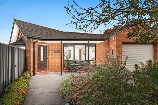 2/2 Lang Road, Mount Waverley, Vic 3149