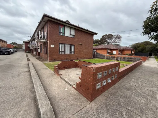 2/20 Empire Street, Footscray, Vic 3011