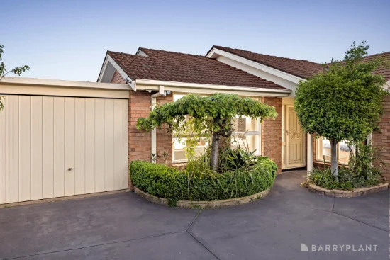 2/20 Hamilton Crescent, Doncaster East, Vic 3109