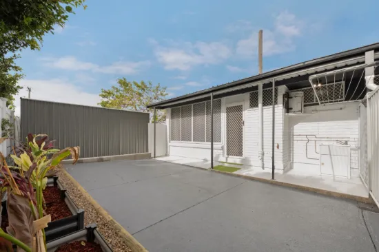 2/21 Harold St, West End, Qld 4810