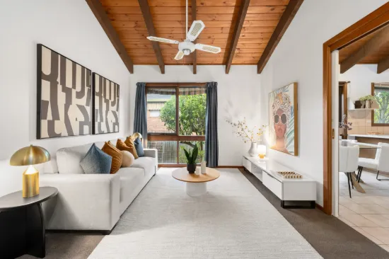 2/219 Blackburn Road, Doncaster East, Vic 3109