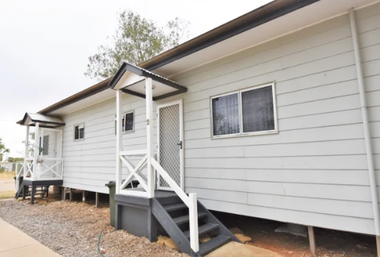 2/23 Crane Street, Longreach QLD 4730-Image