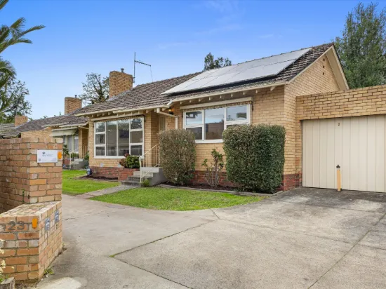 2/23 Lithgow Avenue, Blackburn, Vic 3130
