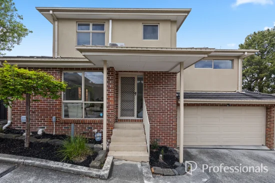 2/24 Boronia Grove, Doncaster East, Vic 3109 - For Sale