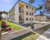 2/24 Fourth Avenue, Sandgate, Qld 4017