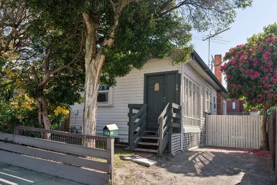 2/24 Kars Street, Frankston, Vic 3199