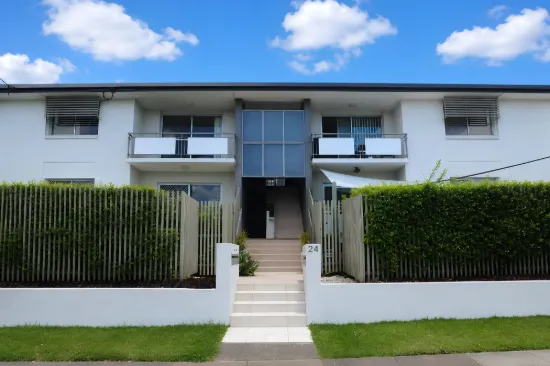 2/24 Lothian Street, Annerley, Qld 4103