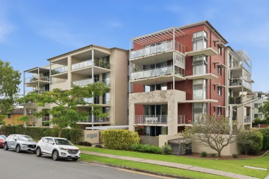 2/24 Westacott Street, Nundah, Qld 4012