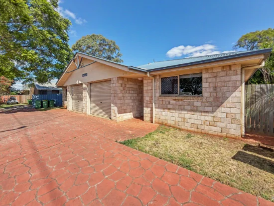 2/252 Taylor Street, Newtown, Qld 4350