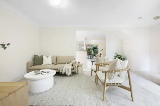 2/254 Christine Avenue, Varsity Lakes, Qld 4227
