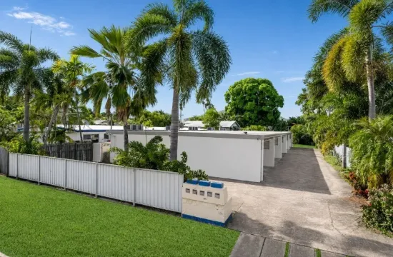 2/26 Clayton Street, Hermit Park, Qld 4812