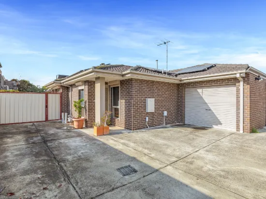 2/26 Cornhill Street, St Albans, Vic 3021