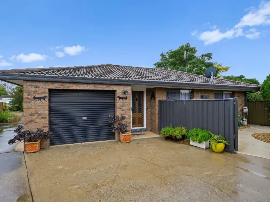 2/26 Monds Avenue, Benalla VIC 3672-Image