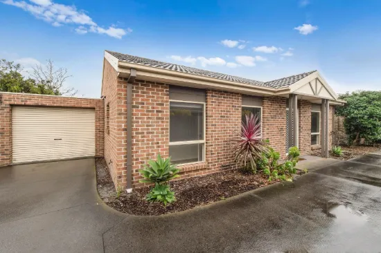 2/27 Cricklewood Avenue, Frankston, Vic 3199
