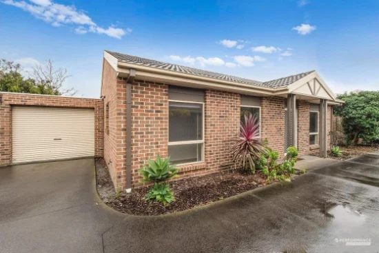 2/27 Cricklewood Avenue, Frankston, Vic 3199