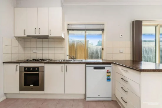 2/27 Cricklewood Avenue, Frankston, Vic 3199-Image