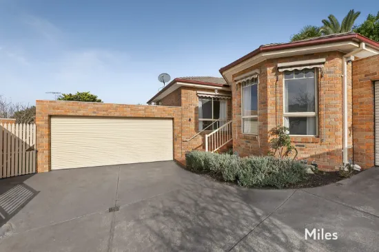 2/27 Ellesmere Parade, Rosanna, Vic 3084