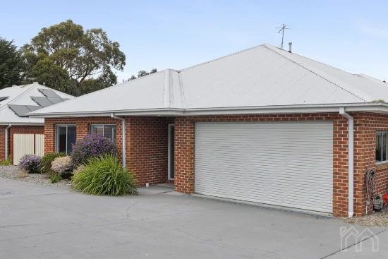 2/28 Gordon Crescent, Romsey, Vic 3434