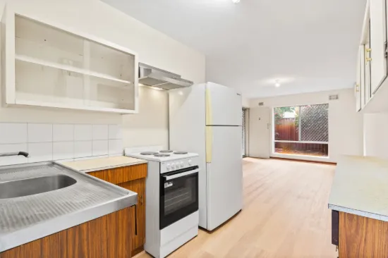 2/29 Heard Way, Glendalough, WA 6016