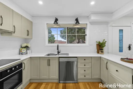 2/2B Mary Street, Essendon, Vic 3040-Image
