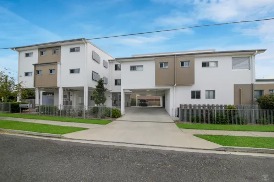 2/3 Besham Parade, Wynnum, Qld 4178