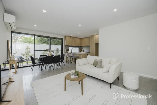2/3 Bootie Place, Hillarys, WA 6025