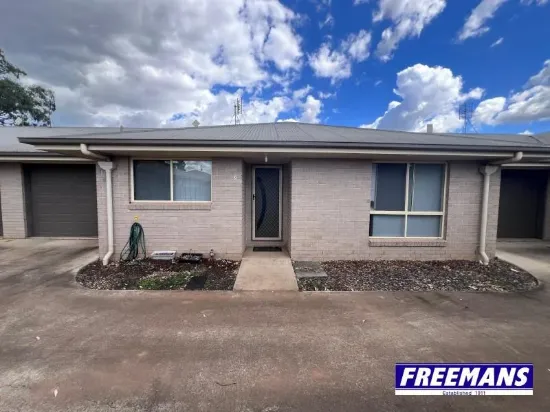 2/3 Hodge Street, Kingaroy, Qld 4610