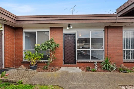 2/3 Lancaster Avenue, Newcomb, Vic 3219
