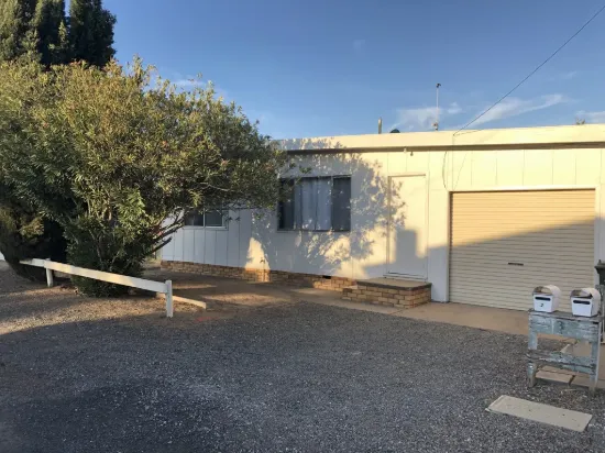 2/3 Olive Lane, Tamworth, NSW 2340