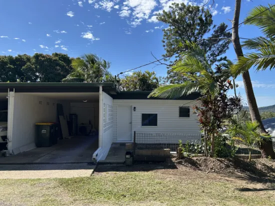 2/30 Langdon Street, Sarina, Qld 4737