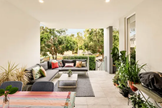 2/30 Second Avenue, Sandgate, Qld 4017-Image