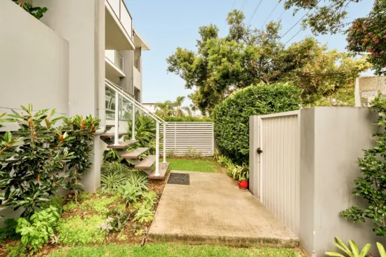 2/30 Second Avenue, Sandgate, Qld 4017-Image