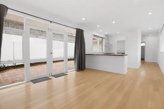 2/305 Nepean Highway, Frankston, Vic 3199