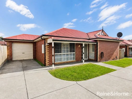 2/31 Harker Street, Sunbury, Vic 3429 - Sold