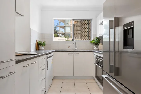 2/31 Swann Road, Taringa, Qld 4068-Image