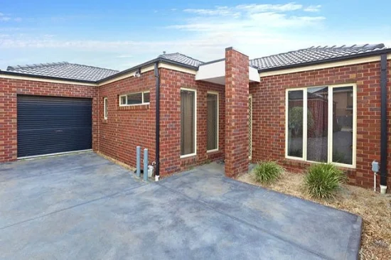 2/32 Harrow Place, Truganina, Vic 3029